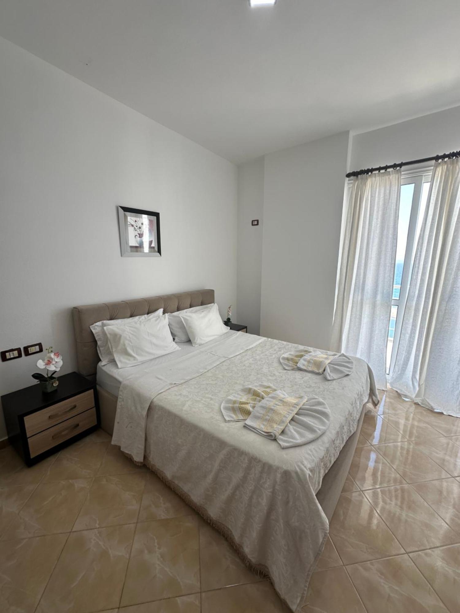Blue Bay Apartments Sarandë Exterior foto