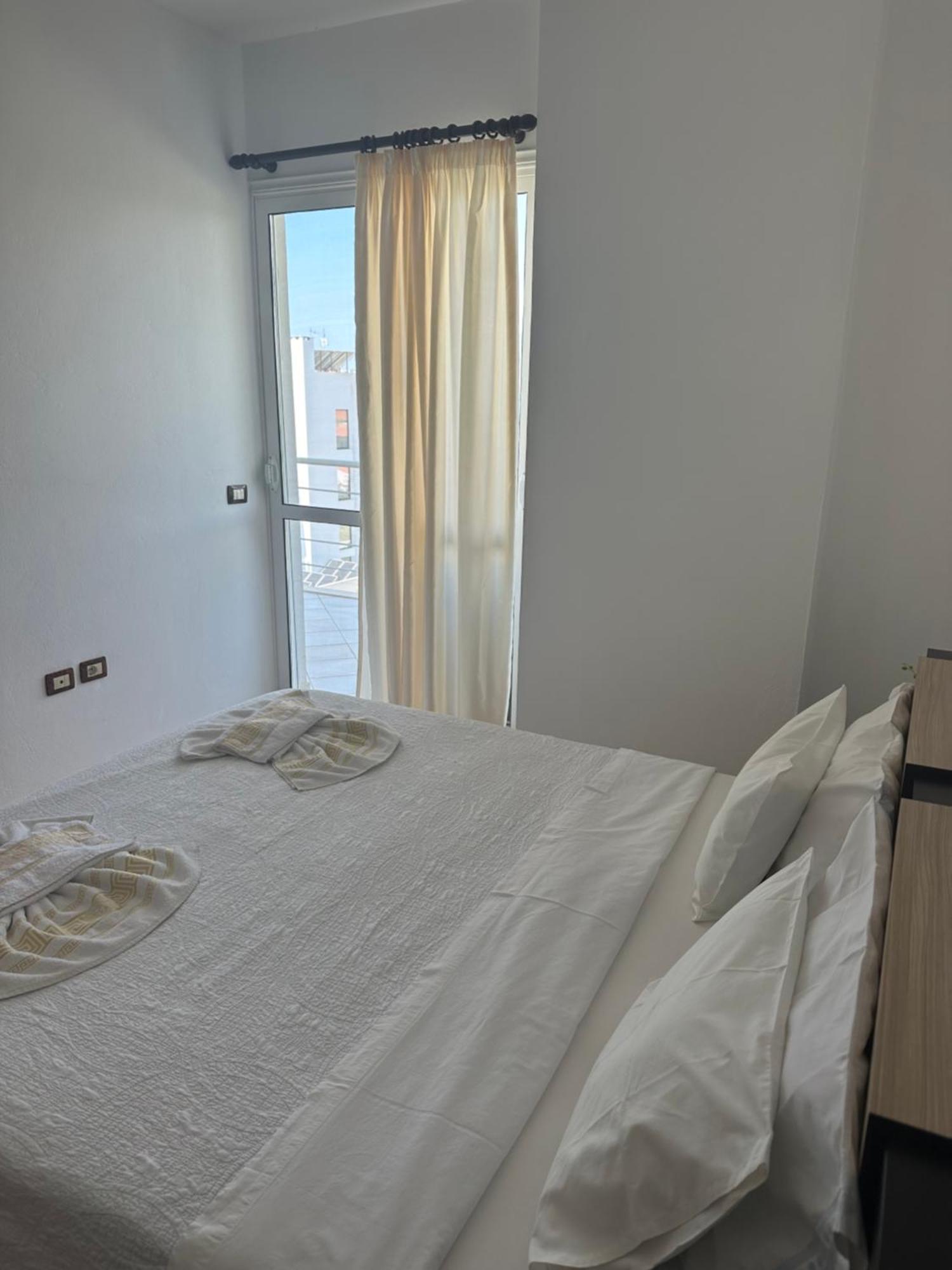 Blue Bay Apartments Sarandë Exterior foto