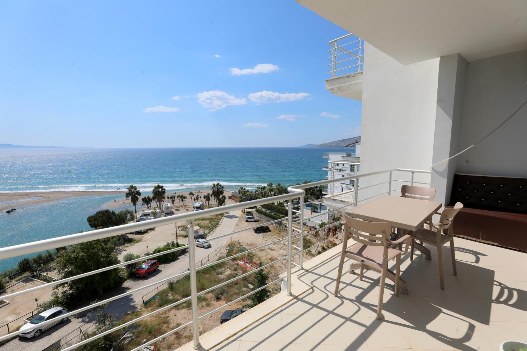 Blue Bay Apartments Sarandë Exterior foto