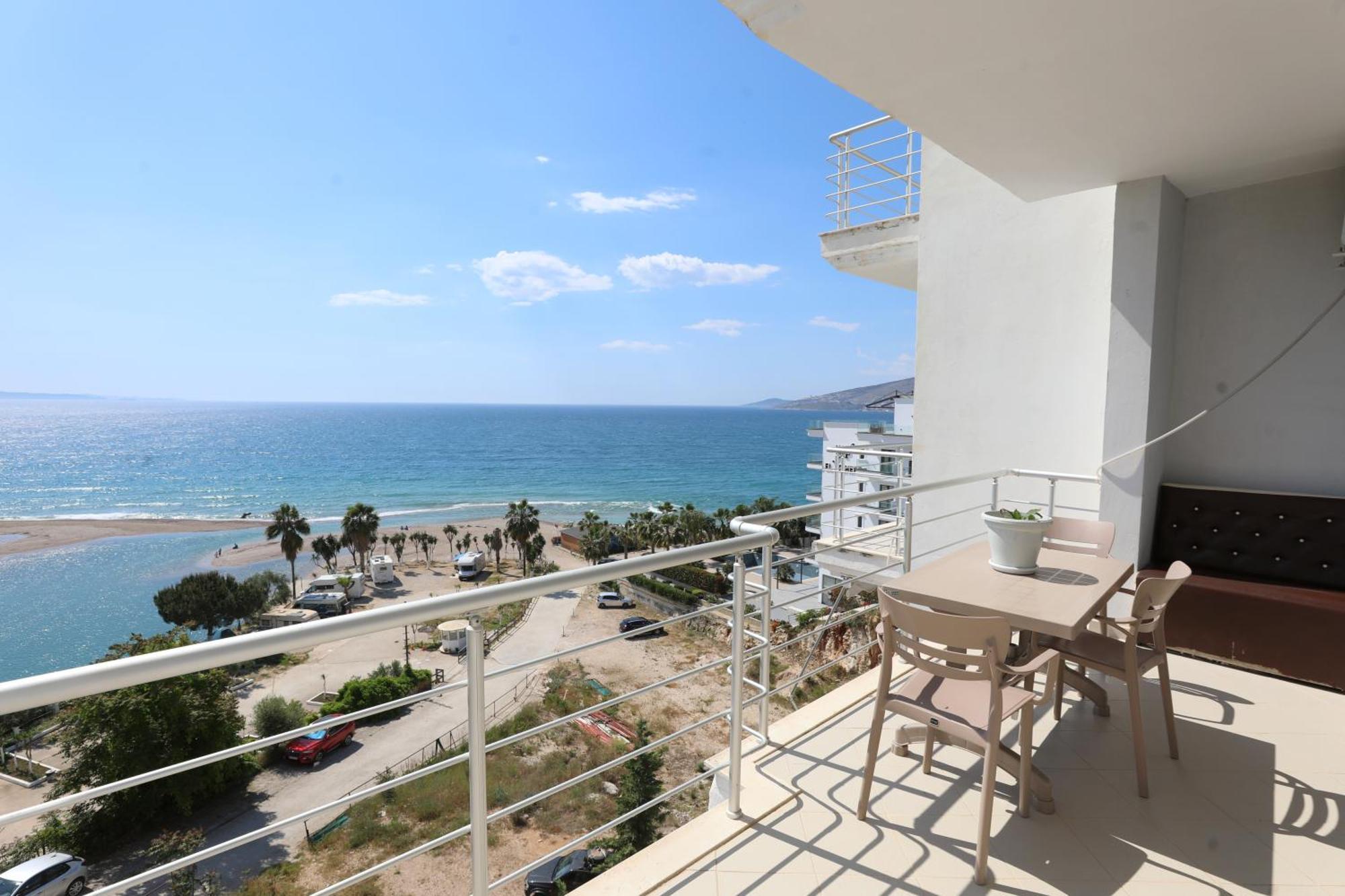 Blue Bay Apartments Sarandë Exterior foto
